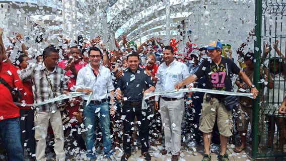 La galería comercial fue inaugurada el 19 de noviembre.