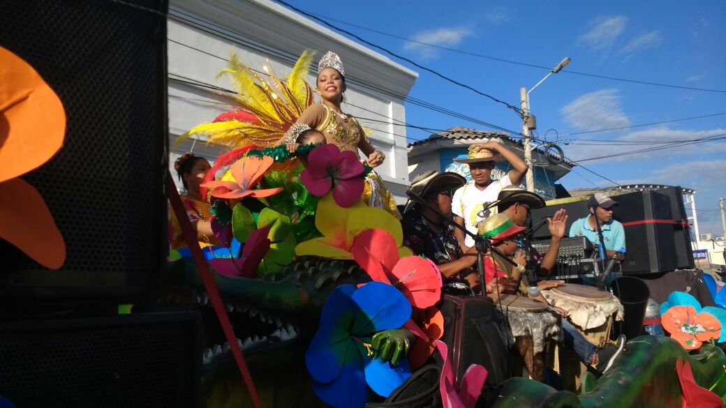 Carroza de la reina infantil, Ana de Dios Camargo.