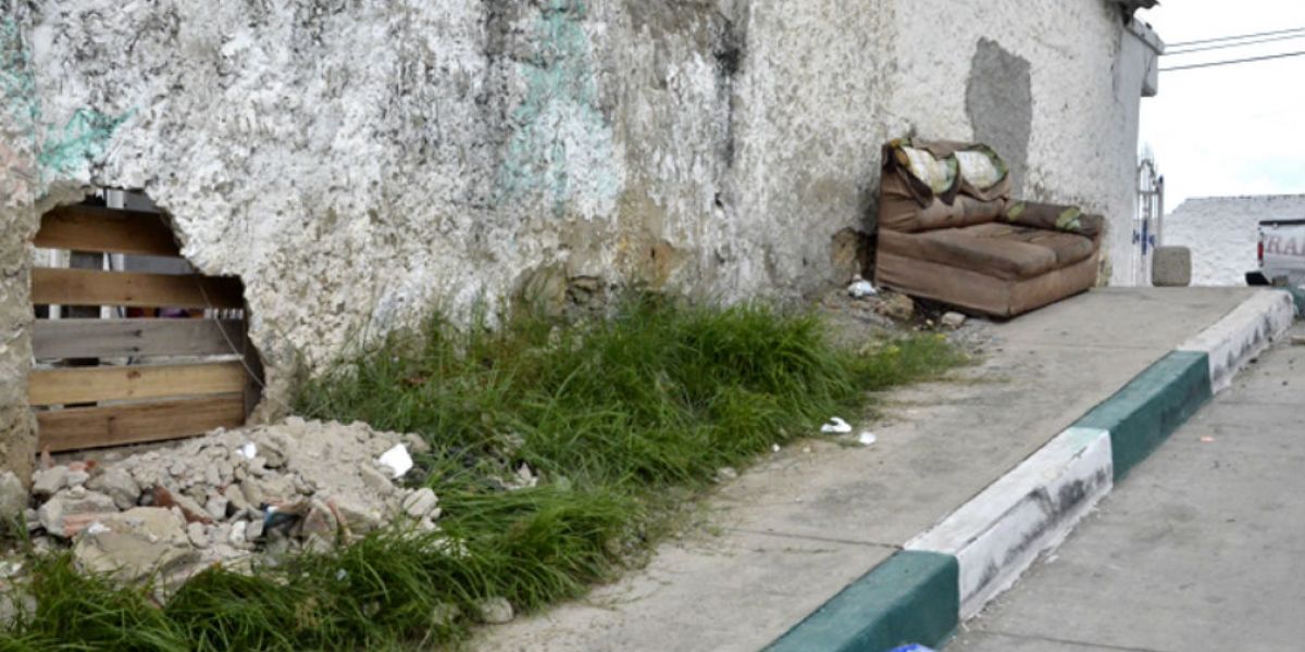 Lugar donde se estrelló el carro que mató a la menor