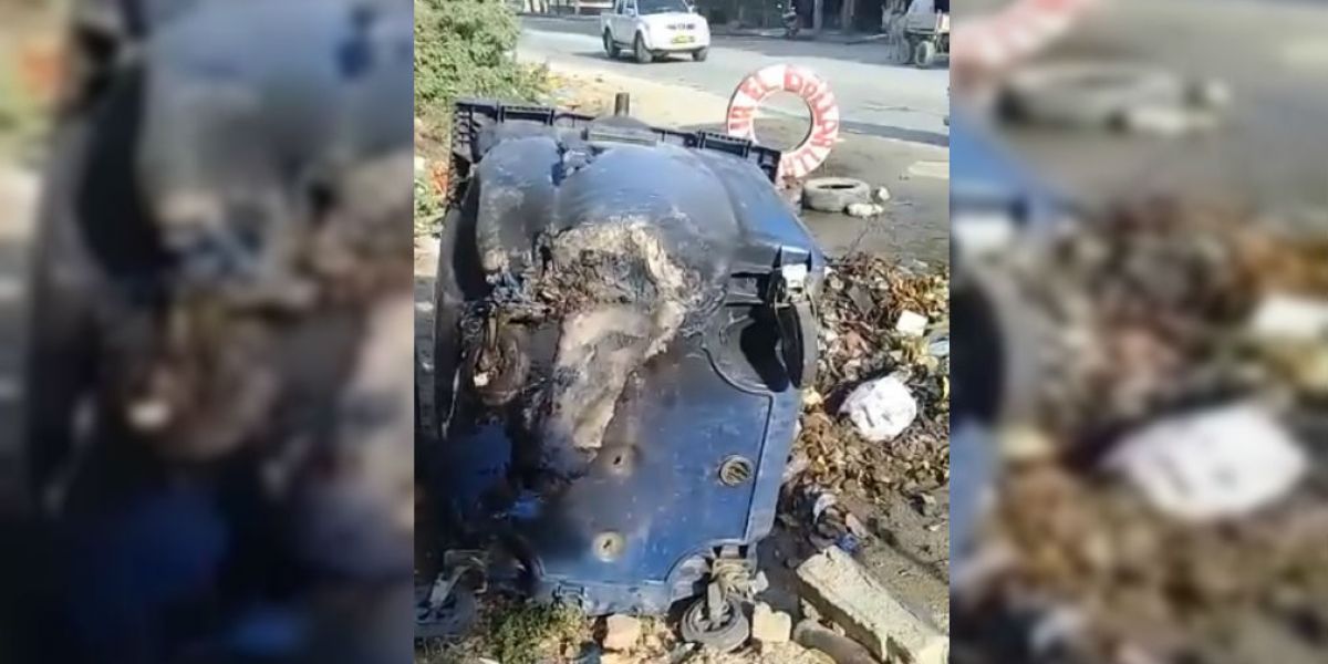 José Carlos Anaya Así apareció el contenedor de basura de la calle 30.