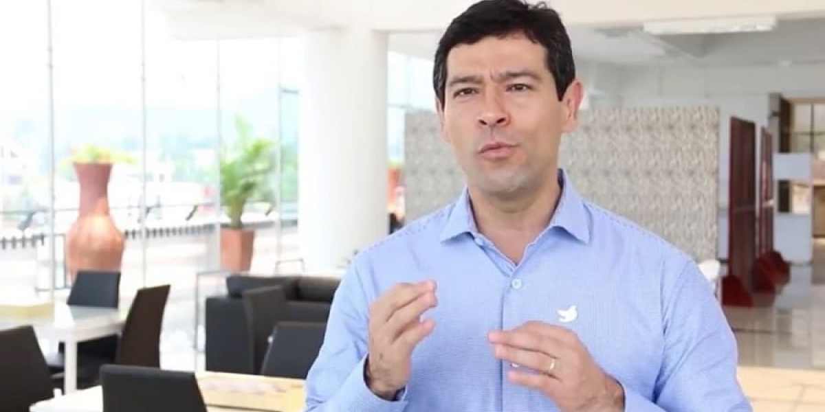 Pulzo.com David Suárez, separado del cargo como director del Sena en Santander