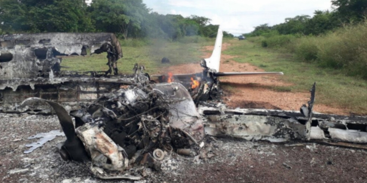 Fuerza Aérea. La Fuerza Aérea Colombiana, dio a conocer detalles de la aeronave que fue neutralizada en zona rural del municipio de Pivijay.