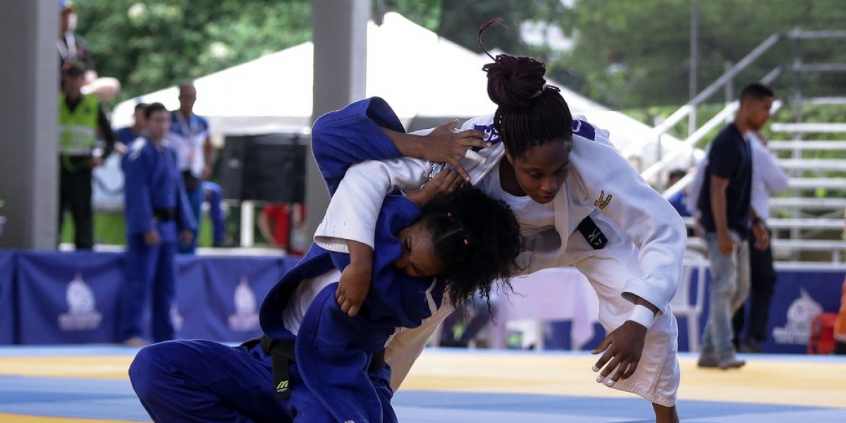 En Judo se escogerán los campeones por equipos. 
