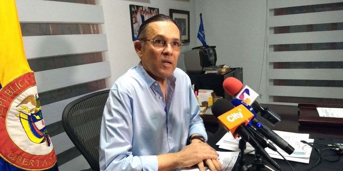 Zona Cero. Efraín Cepeda Sarabia, presidente del Senado.