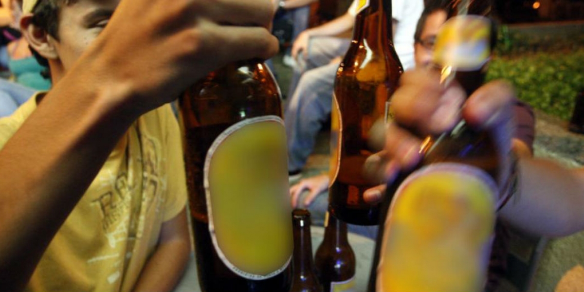 Archivo web De acuerdo a la apreciación de Fenalco, la tiendas sí pueden vender bebidas alcohólicas.