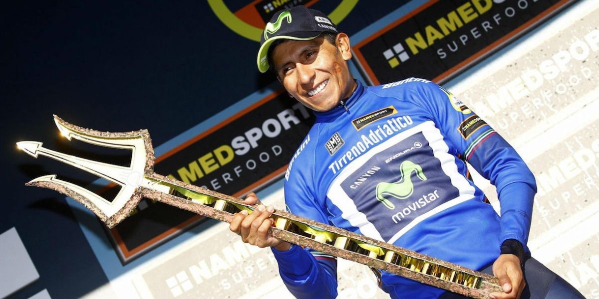 Zona Cero Nairo Quintana celebra su victoria en el podio.