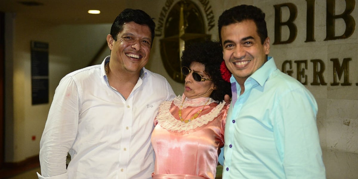 El rector Pablo Vera Salazar Ph.D, la actriz, Aida Bossa, quien interpreta a la interpretar a 'La Niña Emilia' y el gerente del Canal de Telecaribe, Juan Manuel Buelvas.