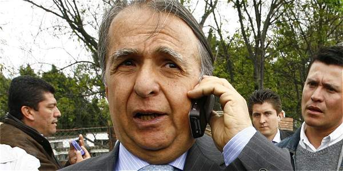 Alberto Santofimio Botero.