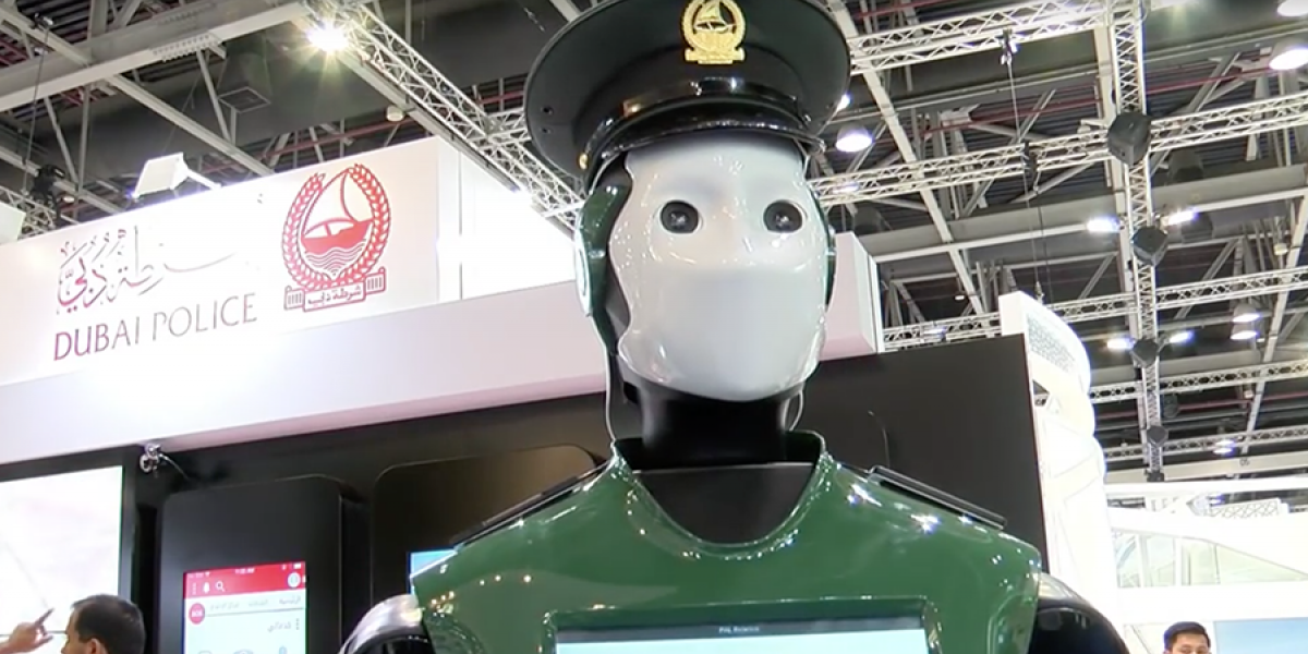 Dubai quiere que el 25% de sus policías sean robots en 2030.  