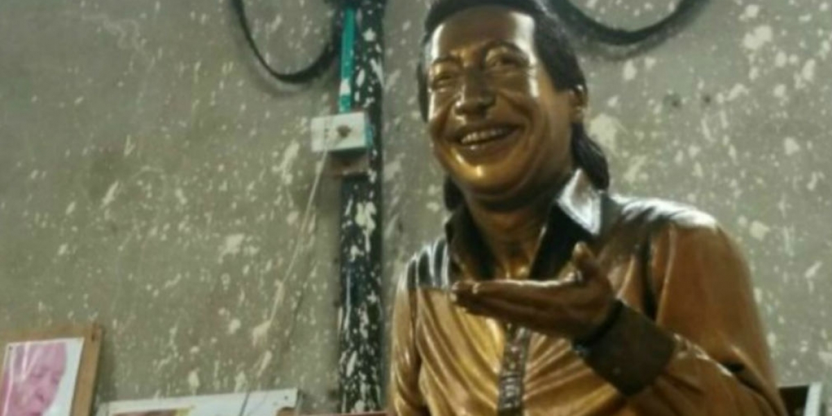 Zona Cero. Estatua del 'Cacique de la Junta'.