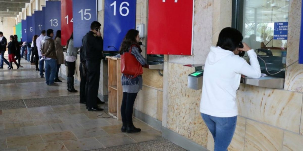 Foto: Embajada de EE.UU Ciudadanos tramitando visa.