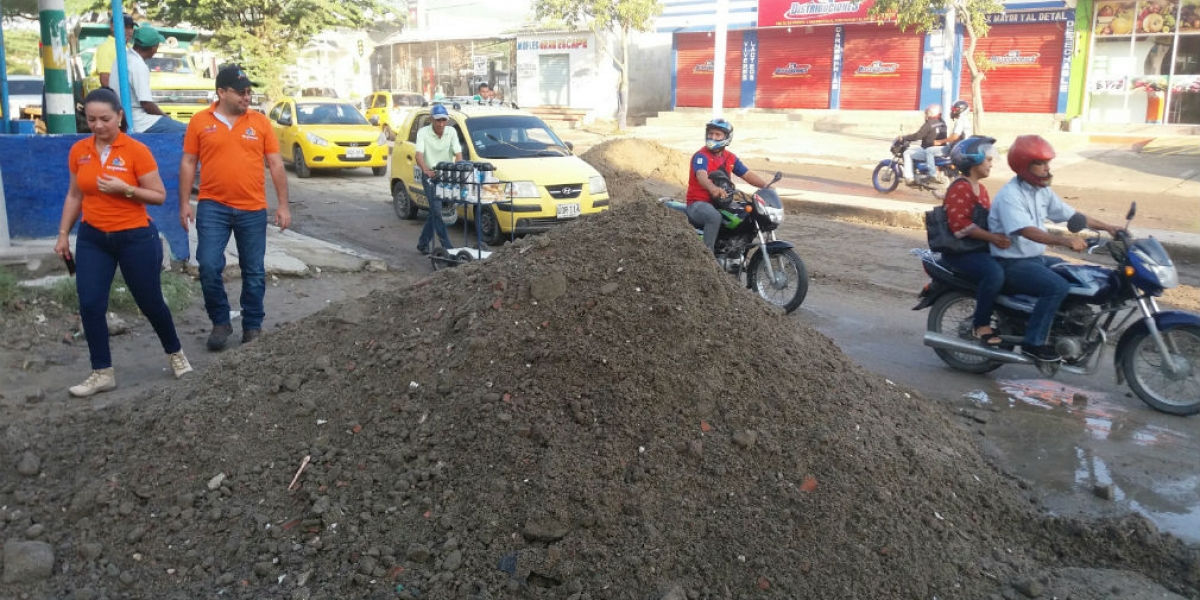 En la carrera 19 fueron recogidos gran cantidad de escombros tras la lluvia.