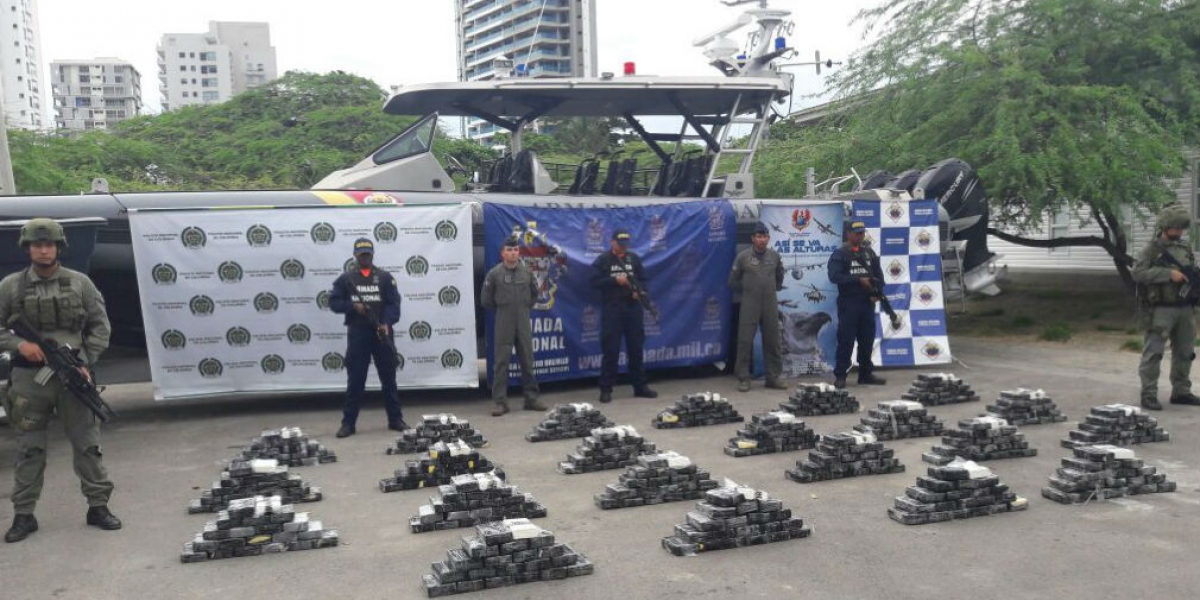 Armada Nacional de Colombia. Droga incautada por las autoridades.