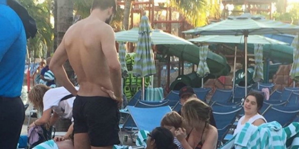 Foto: Gossip.blaugrana Piqué y Shakira junto a Sasha.