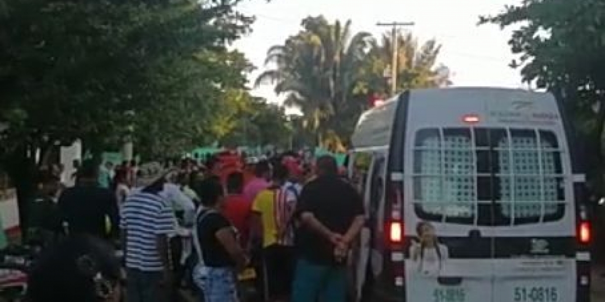 Foto: El Banco y La Región Noticias. El cuerpo del menor fue trasladado hasta el Batallón de Infantería de Marina, Baflim 30 con sede en Magangué.
