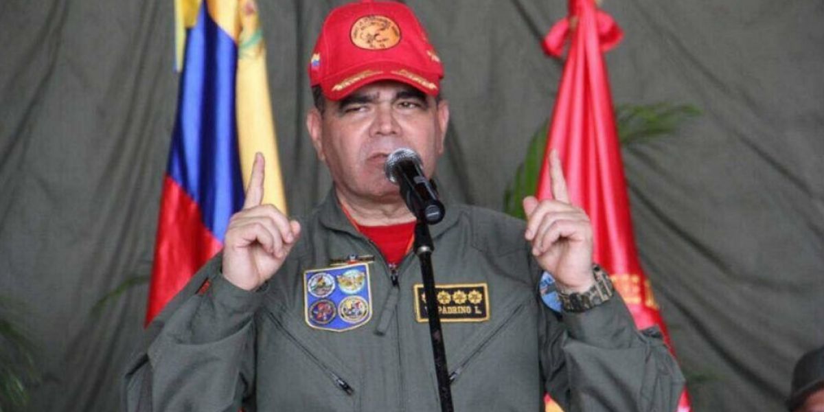 Tomada de @FNB Ministro de Defensa de Venezuela