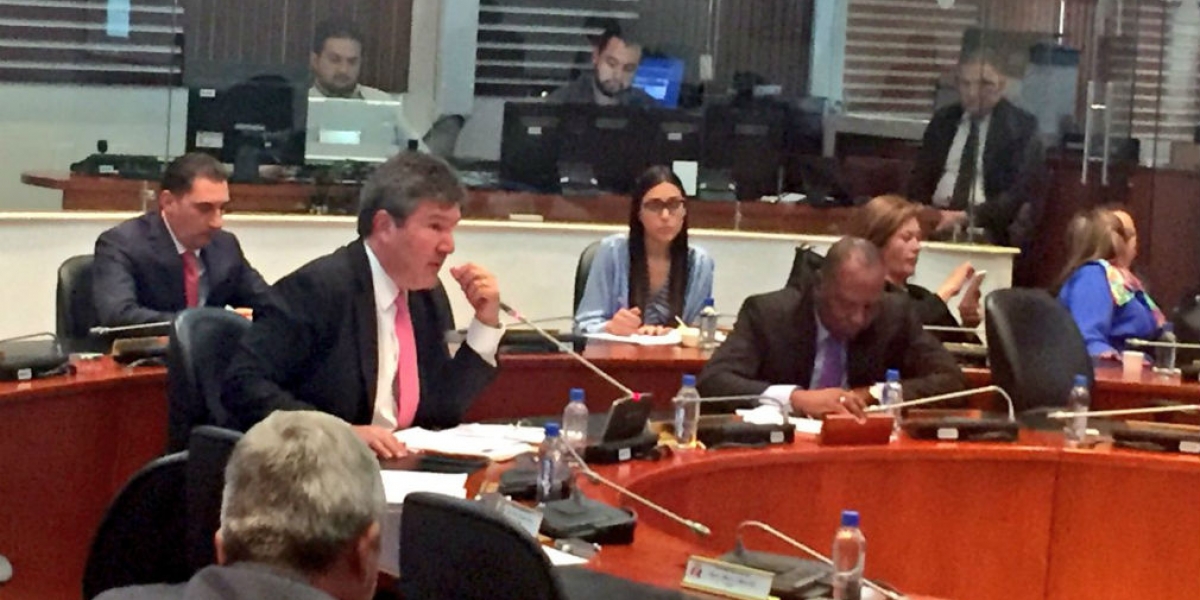 Seguimiento.co Sesión del Congreso en la que se llevó a cabo el debate a la solución definitiva al agua.