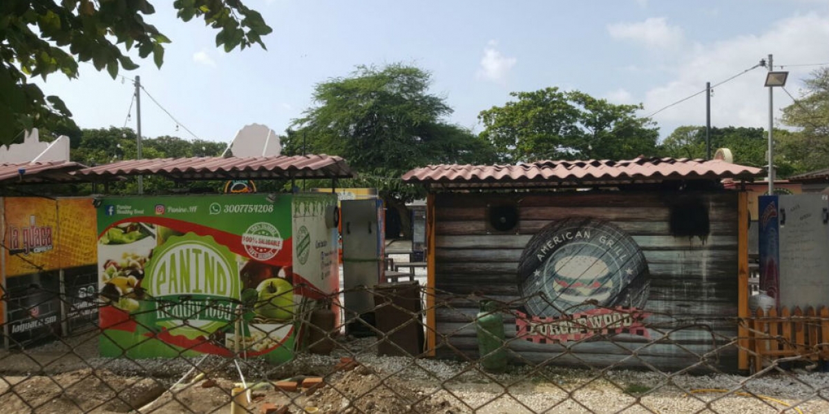 Seguimiento.co En contenedores fusionan los diferentes establecimientos de comida.
