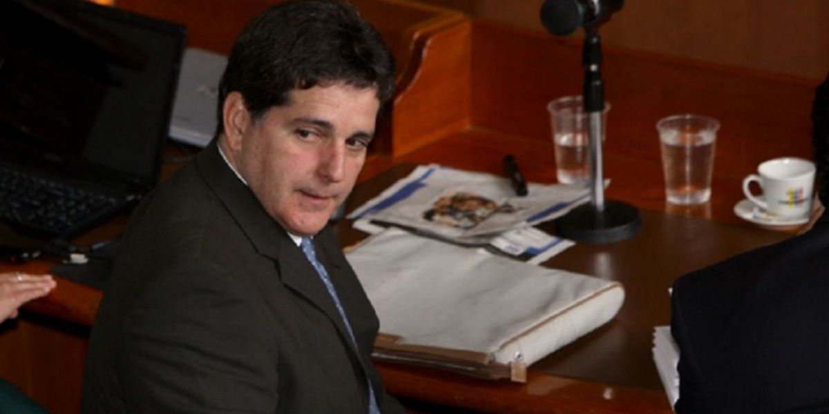 Semana Condena a Jorge Noguera