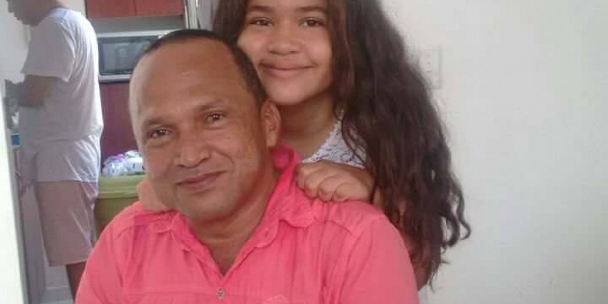 Imagen autorizada por su padre. Hernán Peinado y su Dayana Peinado.