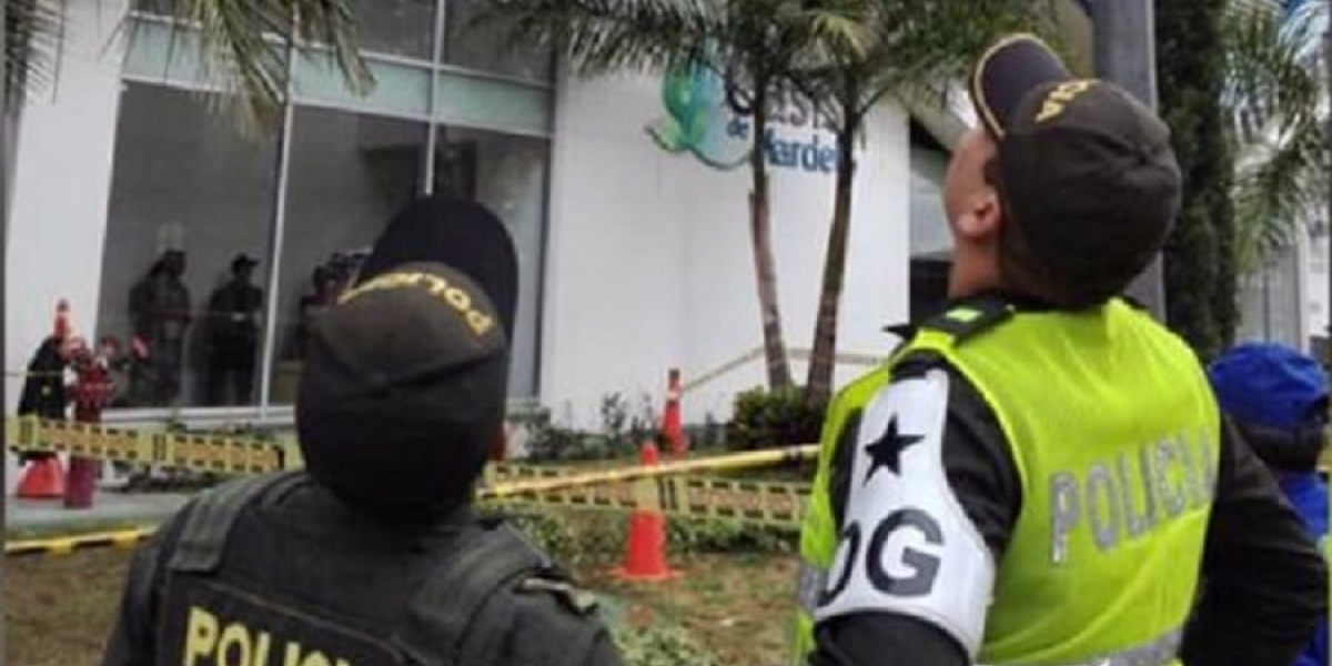 Néstor Jerez / BLU Radio Policías en el lugar de los hechos