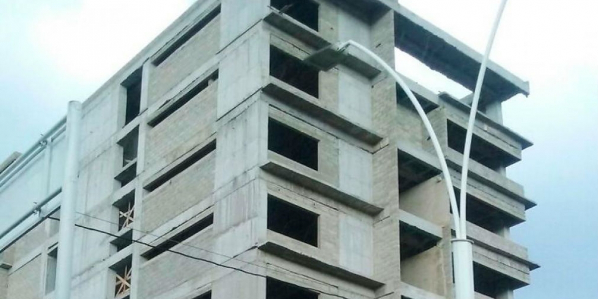 Bladimir Rebolledo Panorámica de la inconclusa obra de la ESAP en la capital del Magdalena.