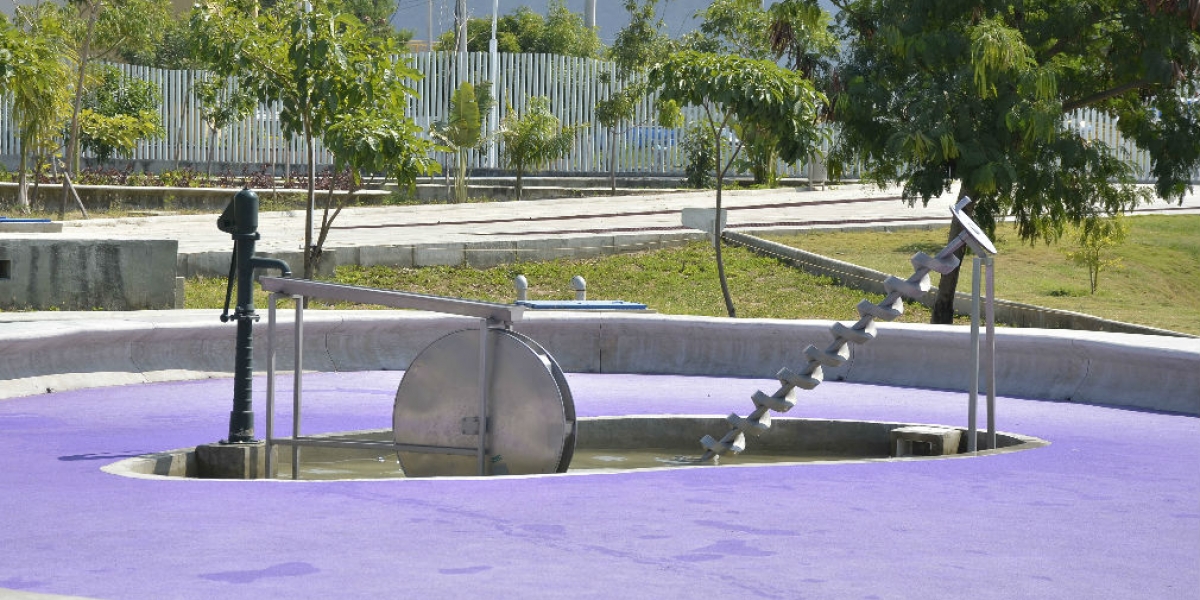 Alcaldía de Santa Marta Este era uno de los juegos dañados.