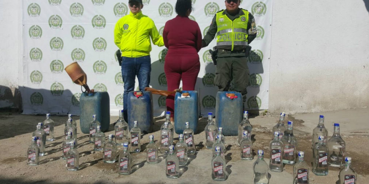 Prensa Policía Fiscal y Aduanera Joselina Martínez judicializada por contrabando.
