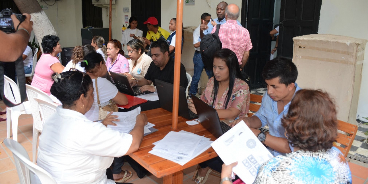 Entre 50 y 65 casas de población vulnerable podrán mejorar sus paredes, techos, baterías sanitarias y cocinas.