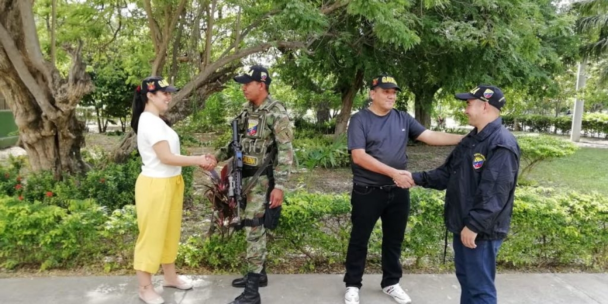 Ejército El Gaula Militar rescató a los dos secuestrados.