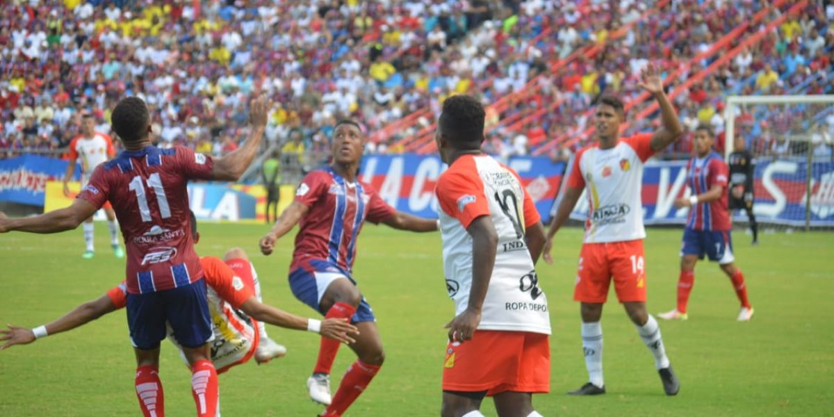 El Unión Magdalena mostró su categoría le ganó 3-0 al Pereira. 