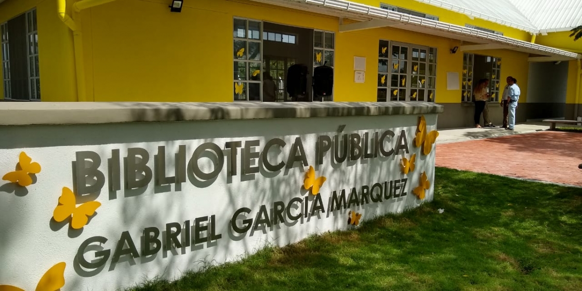 Fundepalma La biblioteca pública Gabriel García Márquez rinde homenaje al fallecido Nobel de Literaruta.