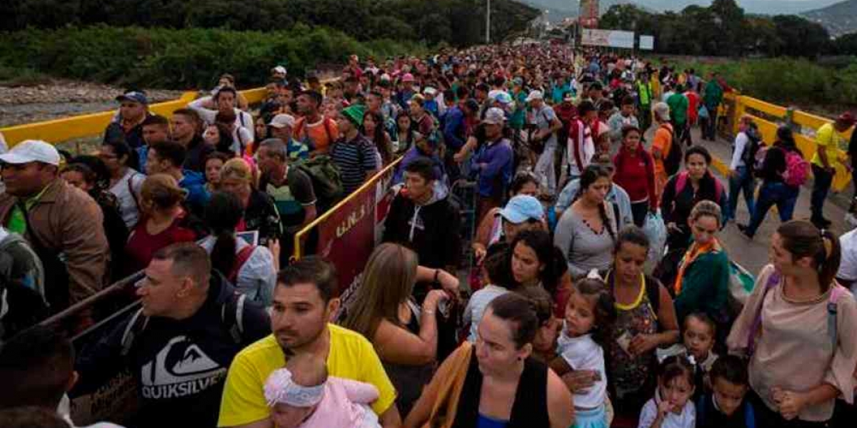 Semana Entre enero y septiembre de 2018, más de un millón 32 mil venezolanos ingresaron a Colombia.