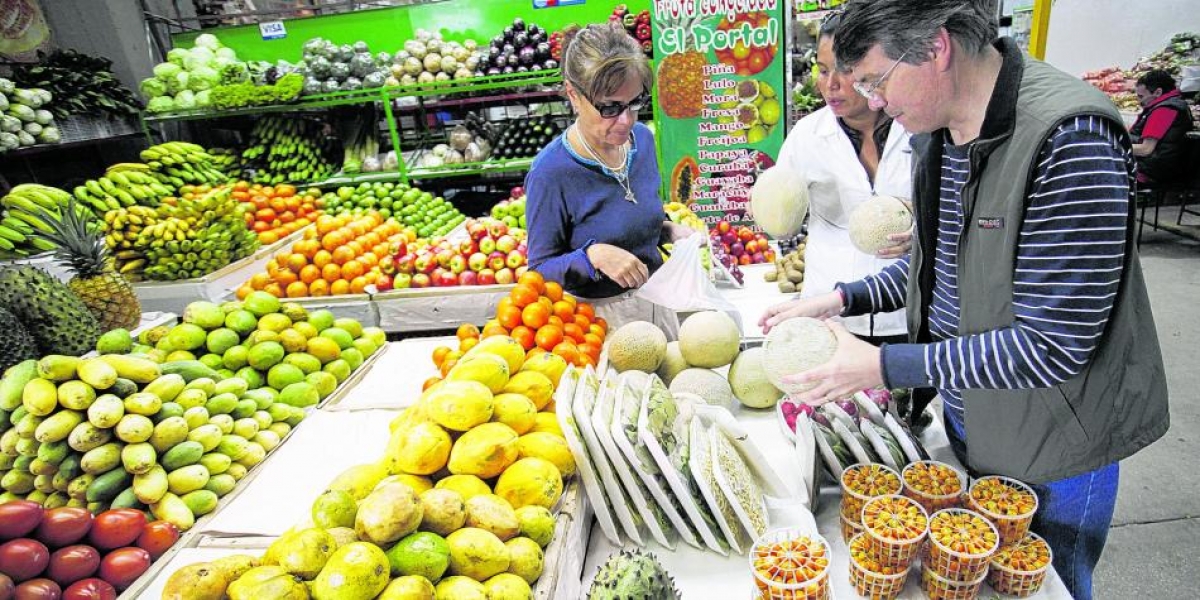 El Tiempo Las frutas, hortalizas y tuberculos que estaban exentos del IVA deberán pagar el 18%.