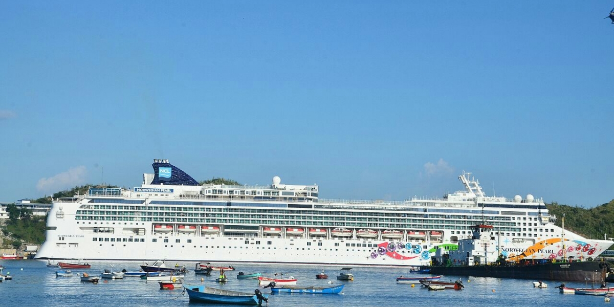 La reciente visita este fin de semana dejó, la llegada de 6.187 turistas que se dividieron entre 4.163 pasajeros y 2.024 tripulantes, entre las dos embarcaciones.