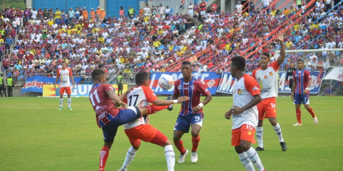 Unión se juega un partido que le daría la pasó a la A. 