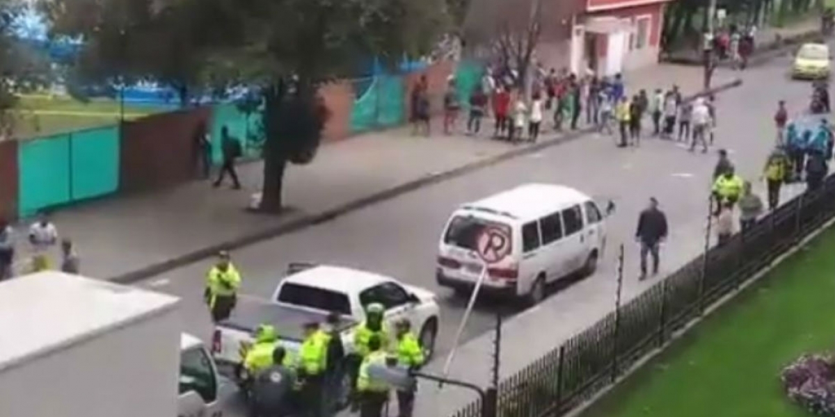Noticias Caracol. Disturbios de venezolanos, en Bogotá.