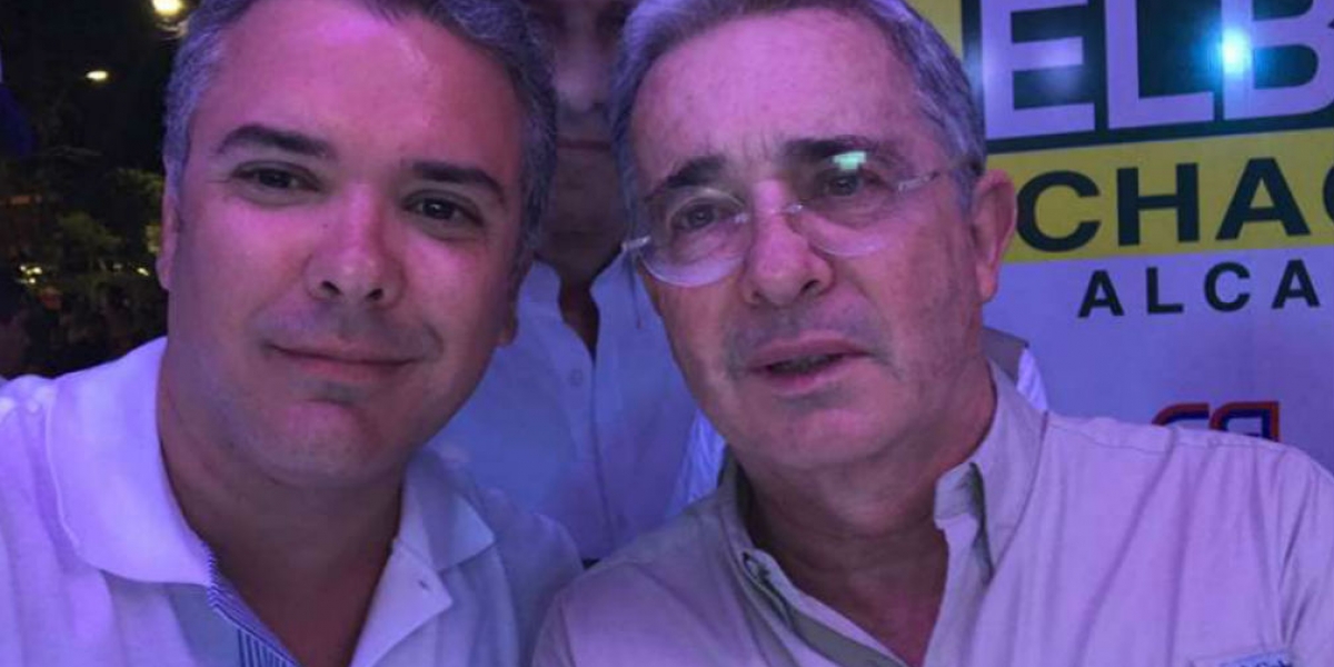 Duque y Uribe en una selfie