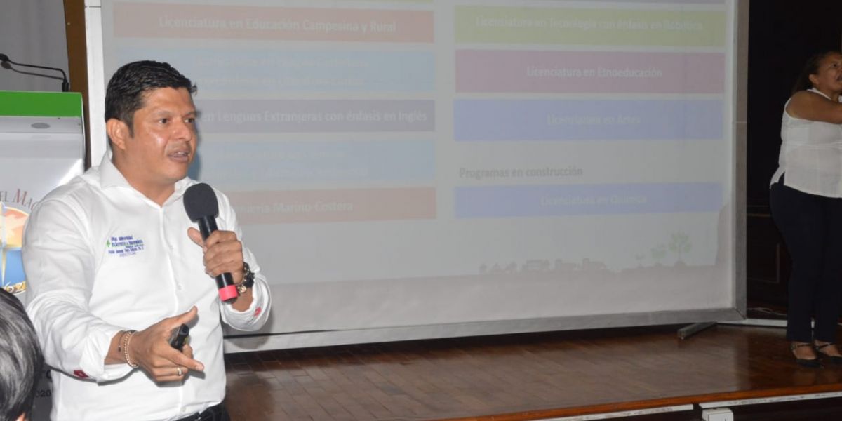 Oscar Mejía / Seguimiento.co El Rector hizo énfasis en el poco apoyo del Distrito.