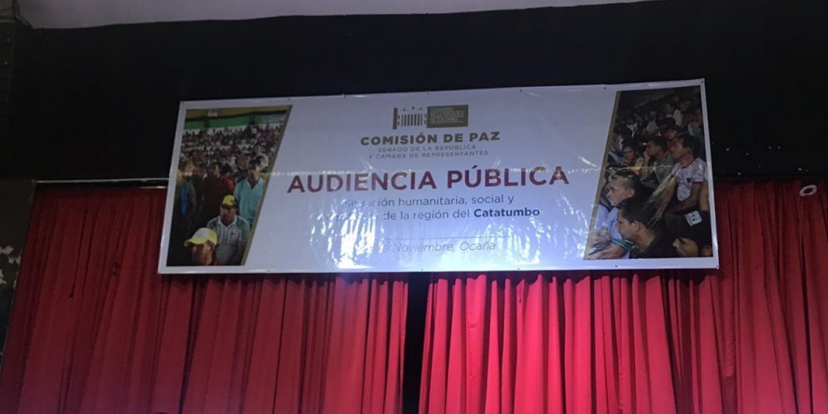 Comisión de Paz. Comisión de Paz en una de las audiencias.