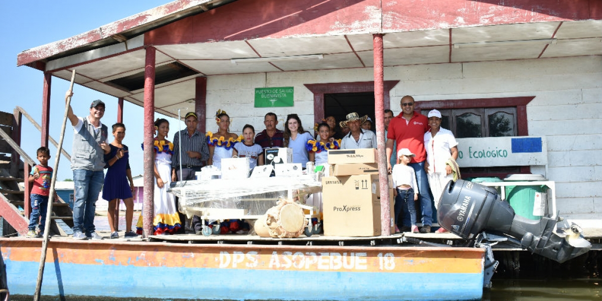 Unidad de Víctimas Entrega de implementos médicos a comunidad de Buenavista.