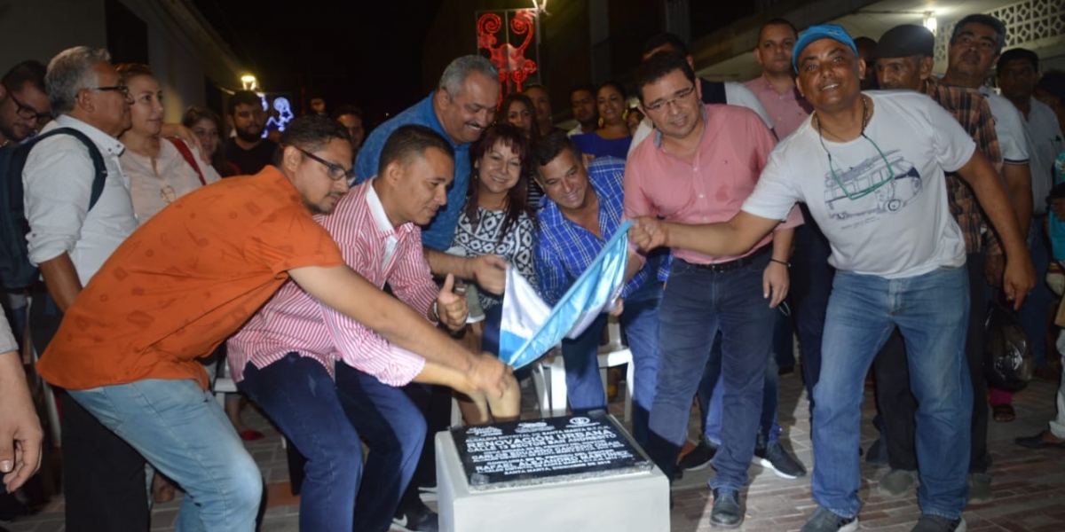 Óscar Mejía - seguimiento.co El alcalde Rafael Martínez inauguró las obras de la calle 13.