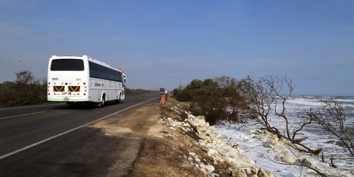 Seguimiento.co El Gobierno Nacional le apuesta al corredor vial como alternativa para minimizar el tráfico en la Ciénaga-Barranquilla y que esa sea otra zona de desarrollo en la región.