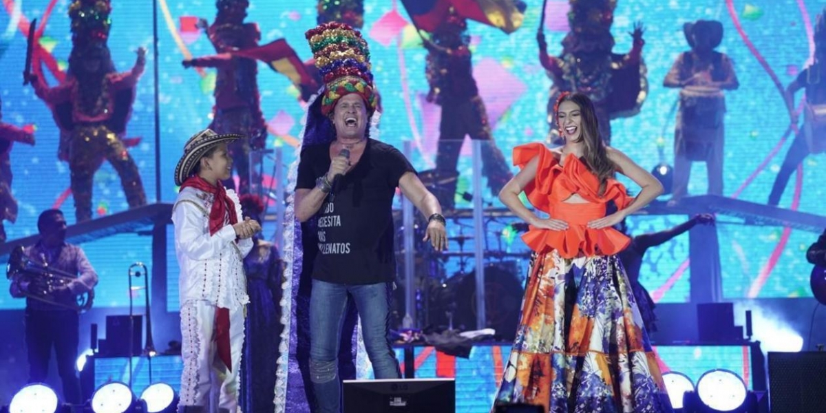Zonacero.com Carlos Vives, también acompañará a la realeza del Carnaval, en el tradicional desfile de Batalla de Flores.