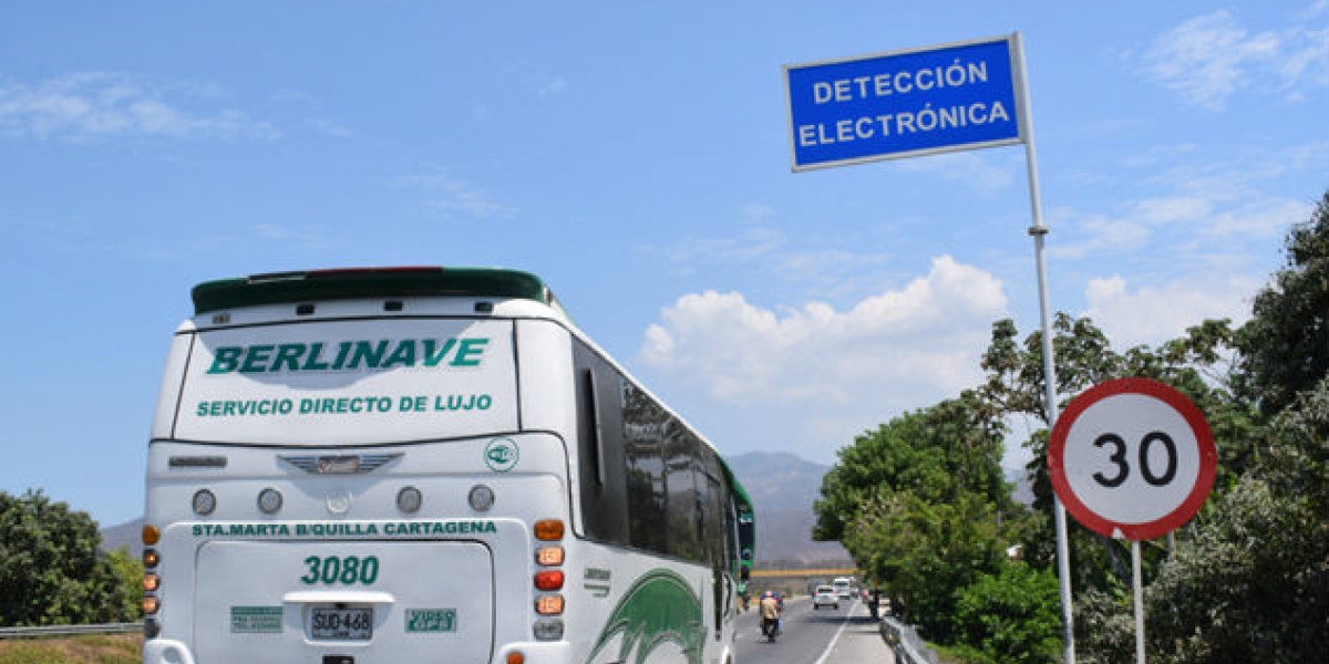 Cámara de Fotomulta en el municipio de Ciénaga.