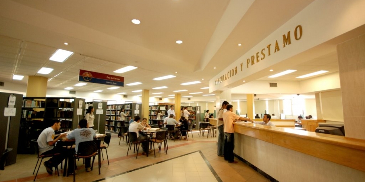 En la biblioteca se invirtieron más de mil millones de pesos.