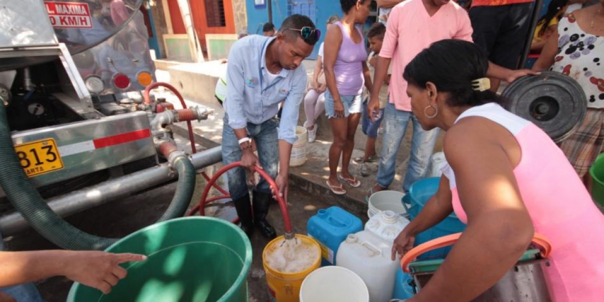 El Tiempo. Cerca de 15 barrio ya están sin agua.