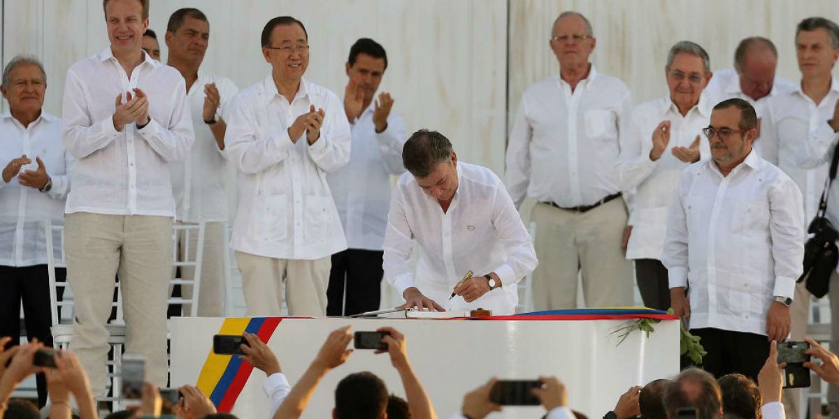 Firma del acuerdo de paz con las Farc.
