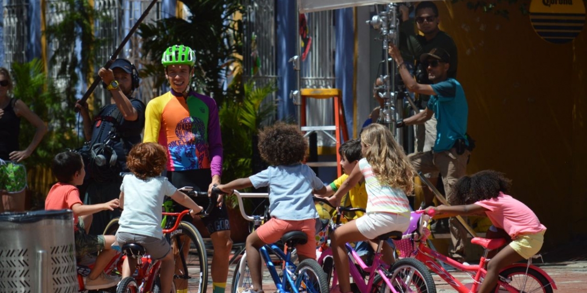 Seguimiento.co Rigoberto se encuentra en Santa Marta grabando un comercial.