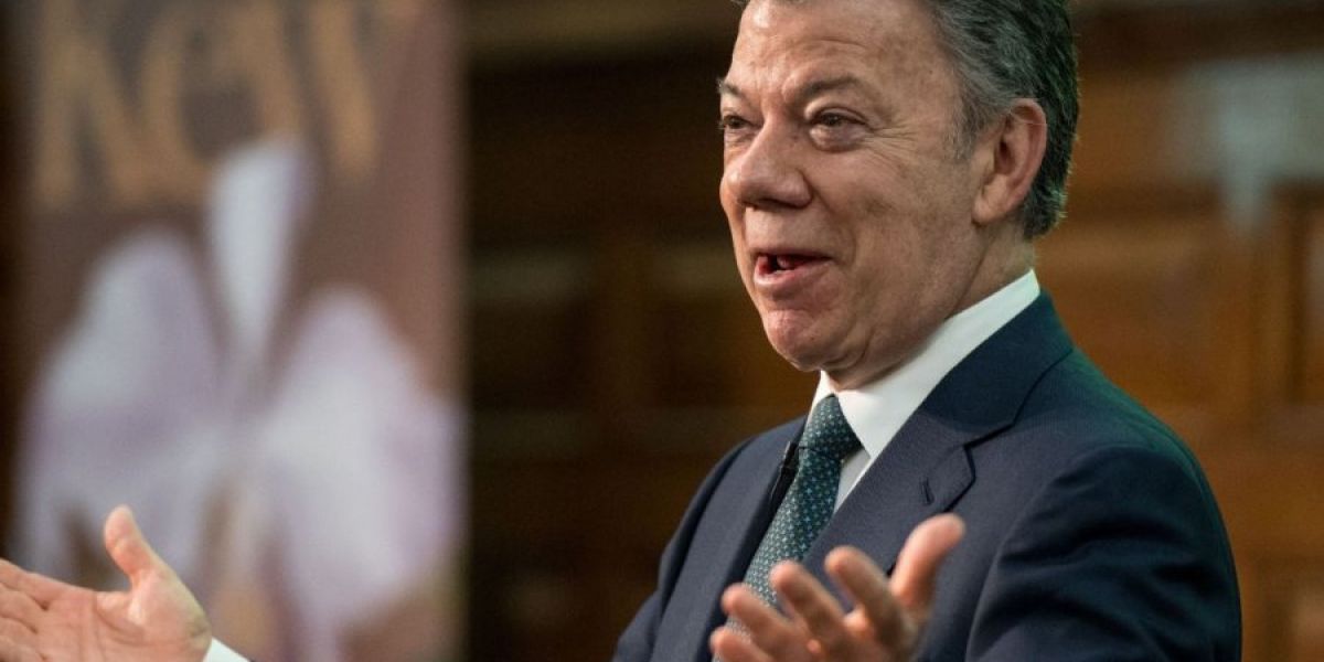 AFP Juan Manuel Santos - referencia.